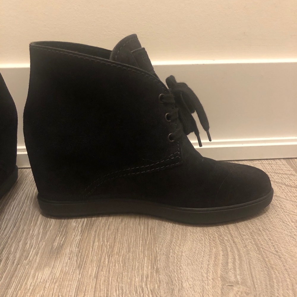 Prada ankle boots size 38